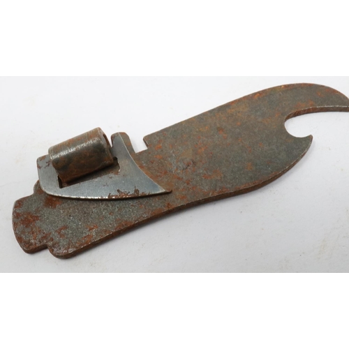 2060 - WWII German Waffen SS can opener from an emergency ration pack. UK P&P Group 1 (£16+VAT for the firs... 