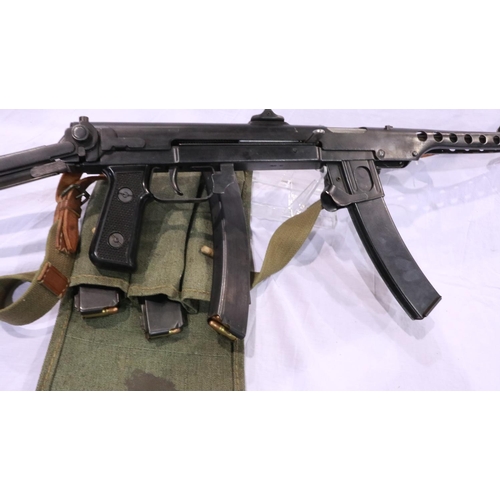 2135 - Soviet PPS-43 with four magazines, pouch and 18 inert rounds, moving bolt, with deactivation certifi... 