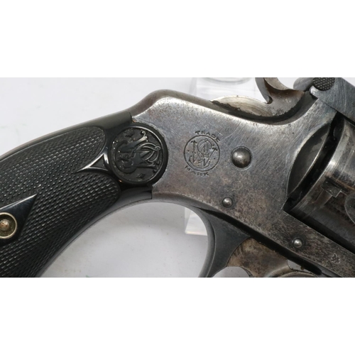 2140 - Smith & Wesson revolver, with old spec deactivation certificate. UK P&P Group 2 (£20+VAT for the fir... 