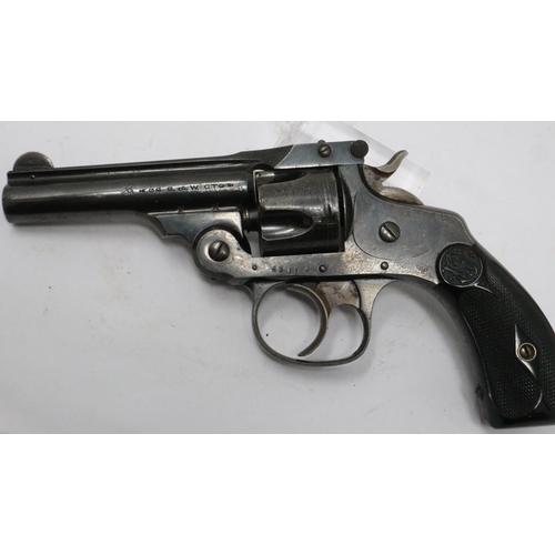 2140 - Smith & Wesson revolver, with old spec deactivation certificate. UK P&P Group 2 (£20+VAT for the fir... 