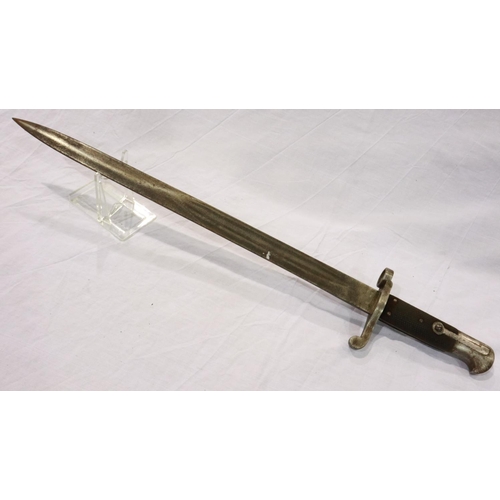 2145 - A British 19th century M1886 Martini-Henry sword bayonet numbered 1209 bearing various stamps to ric... 