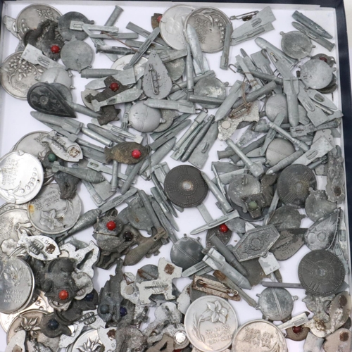 2155 - Over 200 Third Reich Winterhilf fund-raising badges, all have either pins or stones missing etc. UK ... 