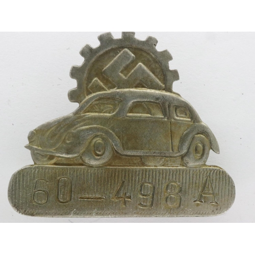 2163 - WWII German Volkswagen Factory workers ID lapel pin. UK P&P Group 1 (£16+VAT for the first lot and £... 