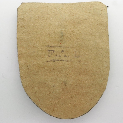 2174 - German Stalingrad Campaign shield. UK P&P Group 1 (£16+VAT for the first lot and £2+VAT for subseque... 