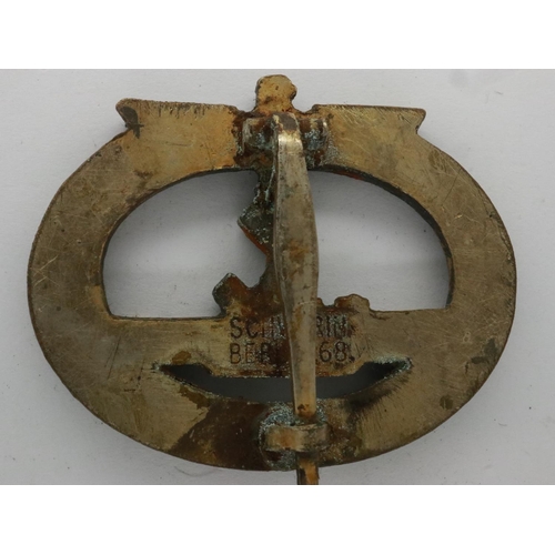 2177 - A German Kriegsmarine U-Boat badge, gold grade, marked for Schwerin Berlin. UK P&P Group 1 (£16+VAT ... 