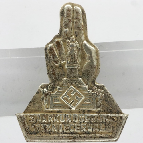 2182 - Third Reich 1933 Niederewald Hitler Youth Protest for the return of the Tsar Tinnie Badge. UK P&P Gr... 