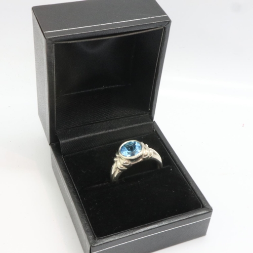 44 - 925 silver ring set with topaz, size P. UK P&P Group 0 (£6+VAT for the first lot and £1+VAT for subs... 