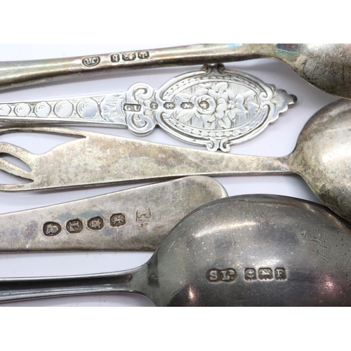 91 - Five hallmarked silver spoons, combined 113g. UK P&P Group 1 (£16+VAT for the first lot and £2+VAT f... 