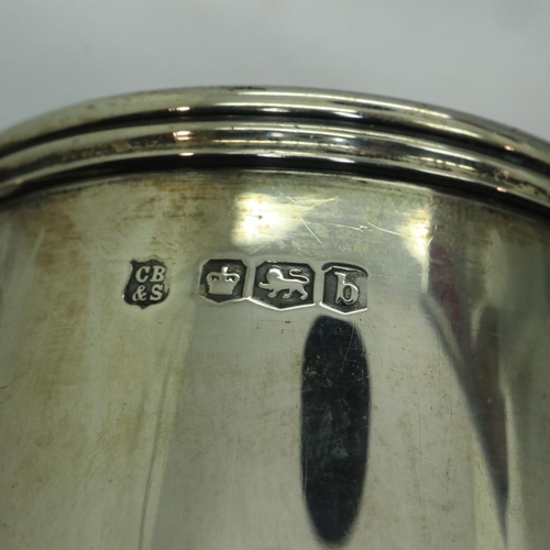 98 - Hallmarked silver tankard, awarded to PTE Joseph Barnes in remembrance of his services in the Great ... 