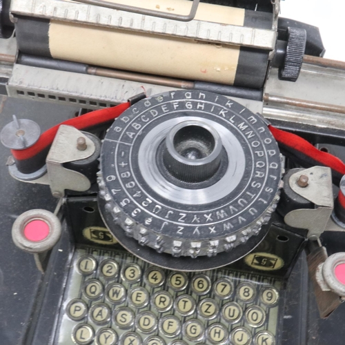 144 - Royal Junior 1930's typewriter with case. UK P&P Group 3 (£30+VAT for the first lot and £8+VAT for s... 