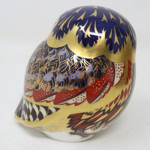 166 - Royal Crown Derby owl paperweight with gold stopper, no cracks or chips, H: 80 mm. UK P&P Group 1 (£... 