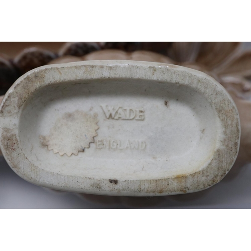 168 - Twenty pieces of Wade including a vase, no cracks or chips, largest H: 11 cm. UK P&P Group 3 (£30+VA... 