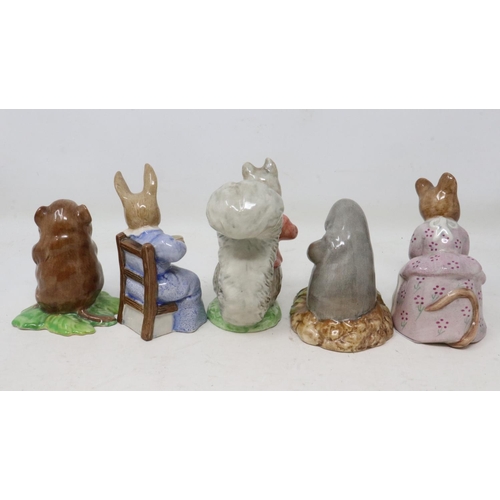 195 - ***WITHDRAWN*** Five Royal Albert Beatrix Potter figurines, no cracks or chips, largest H: 10 cm. UK... 