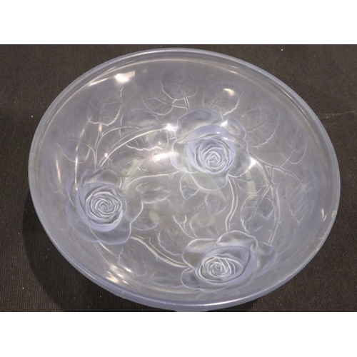 235 - Frosted glass bowl with rose decoration signed Galle, D: 22 cm, minor fleabites to rim, no cracks, s... 