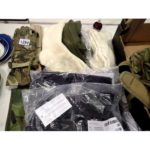 1280 - Mixed new British Army items including ECW socks. UK P&P Group 2 (£20+VAT for the first lot and £4+V... 