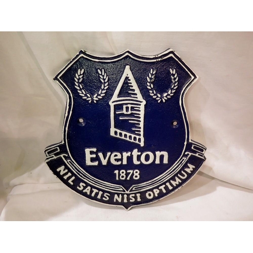 1284 - Cast iron Everton FC wall plaque, W: 20 cm. UK P&P Group 1 (£16+VAT for the first lot and £2+VAT for... 