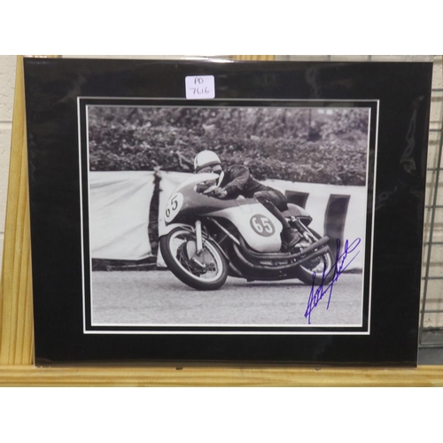 305 - Signed motorcycle press photograph, John Surtees, 25 x 20 cm. UK P&P Group 1 (£16+VAT for the first ... 