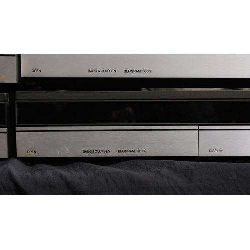 383 - Bang & Olufsen sound centre Beosystem 5000, comprising a Beomaster 5000, Beogram CD50, Beocord 5000 ... 