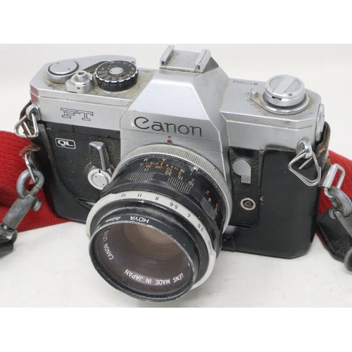 386 - Canon FT QL camera with Canon 50 mm lens. UK P&P Group 2 (£20+VAT for the first lot and £4+VAT for s... 