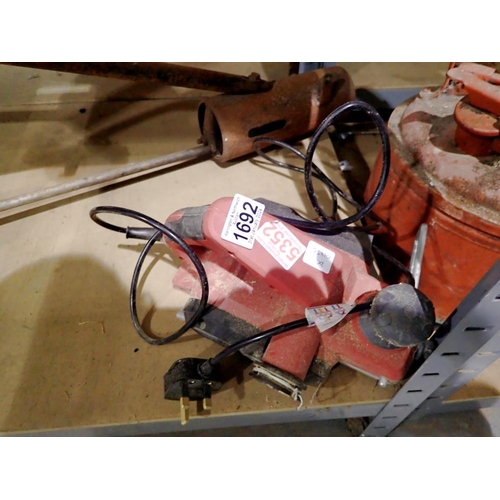 1692 - Corded sander, model PHP650c. All electrical items in this lot have been PAT tested for safety and h... 