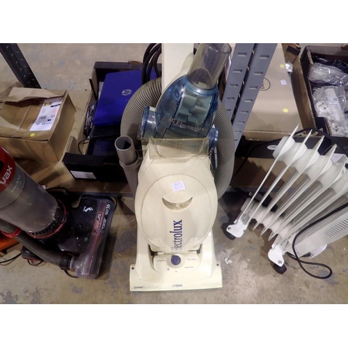 1701 - Electrolux Powerlite Pet Lover vacuum cleaner.  All electrical items in this lot have been PAT teste... 