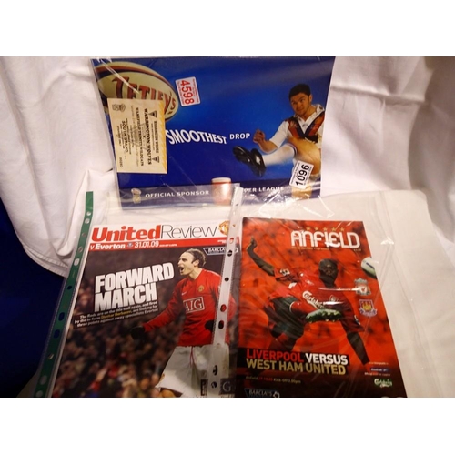 1096 - Warrington Wolves programmes and ticket 21/02/2004 and others. UK P&P Group 1 (£16+VAT for the first... 