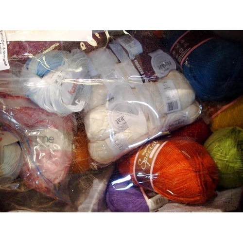 1171 - 60 balls of wool. Not available for in-house P&P