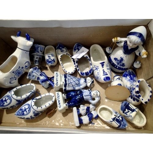 1228 - Mixed blue and white ceramics, including Delft. Not available for in-house P&P