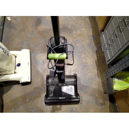 1682 - G-Tech K9 vacuum cleaner with charger. Not available for in-house P&P