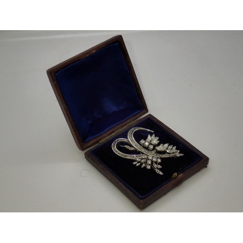 83 - Large and impressive 18ct white gold floral design brooch set with diamonds, L: 60 mm, 12.9g, boxed.... 