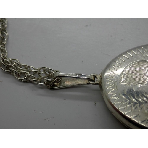 135 - 925 silver locket pendant necklace, chain L: 48 cm. UK P&P Group 1 (£16+VAT for the first lot and £2... 