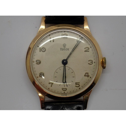 154 - TUDOR: 9ct gold cased gents manual wind wristwatch with subsidiary seconds dial, working at lotting,... 