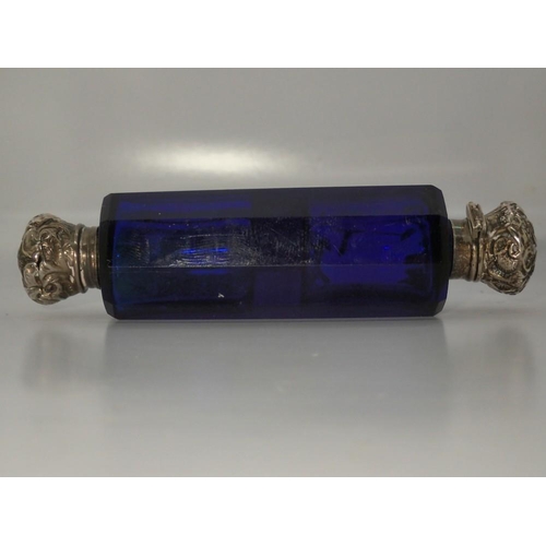 185 - Silver double ended Bristol blue scent bottle, unmarked, L: 10 cm. UK P&P Group 1 (£16+VAT for the f... 