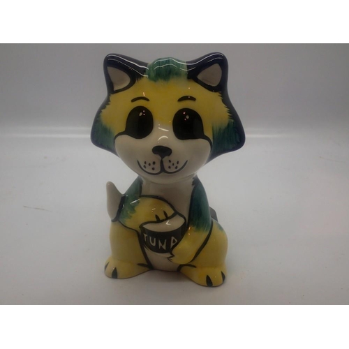 255 - Lorna Bailey cat, Tuna, no cracks or chips, H: 12 cm. UK P&P Group 1 (£16+VAT for the first lot and ... 