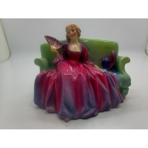 278 - Royal Doulton figurine, Sweet and Twenty HN1589, L: 12 cm. UK P&P Group 1 (£16+VAT for the first lot... 