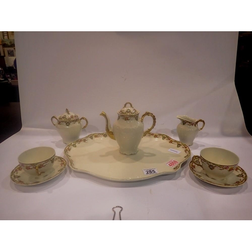 285 - Limoges gilt tea service, some wear to gilding and chip to teapot (8), no crazing, wear to gilt. Not... 