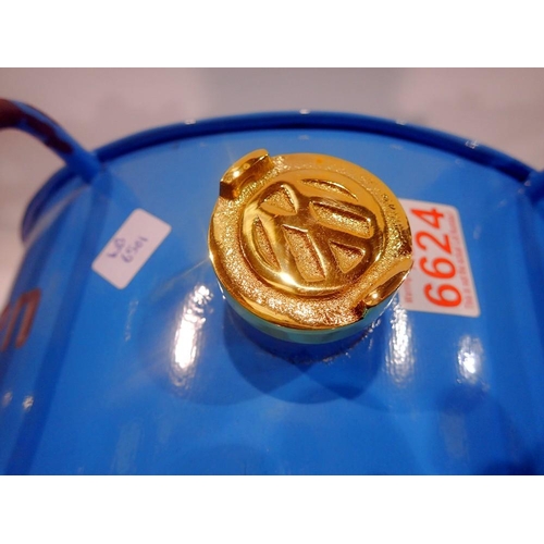 333 - Light blue Volkswagen petrol can with brass cap, H: 39 cm. UK P&P Group 3 (£30+VAT for the first lot... 