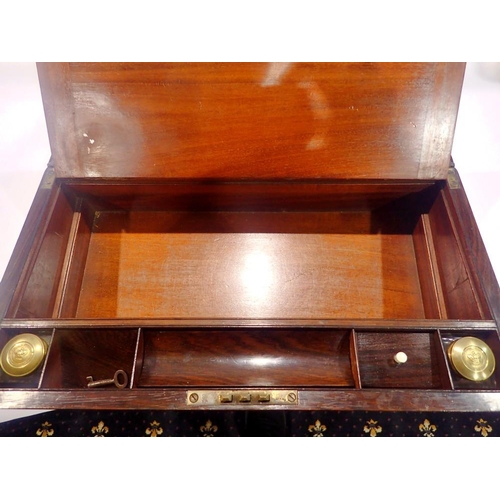 354 - Victorian rosewood writing slope inlaid with mother of pearl, 45 x 24 x 17 cm. UK P&P Group 3 (£30+V... 