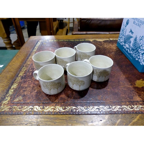 1369 - Set of six Churchill Homespun stoneware mugs. Not available for in-house P&P.