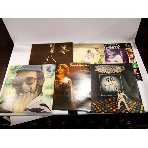 458 - Mixed records, mainly pop, including David Bowie, Abba and Elton John. UK P&P Group 3 (£30+VAT for t... 