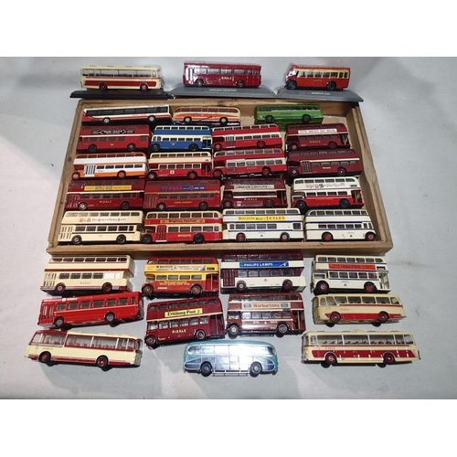 2210 - Thirty three unboxed OOC/EFE etc buses and coaches, mostly good condition. UK P&P Group 3 (£30+VAT f... 