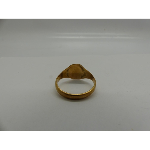 78 - 9ct gold signet ring, size V, 2.3g. UK P&P Group 0 (£6+VAT for the first lot and £1+VAT for subseque... 