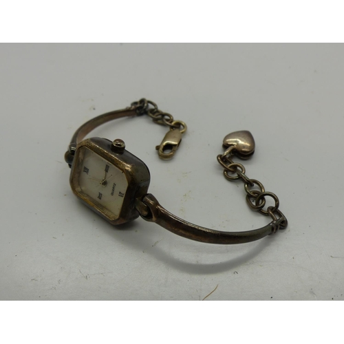 161 - 925 silver ladies quartz wristwatch, requires battery. UK P&P Group 1 (£16+VAT for the first lot and... 