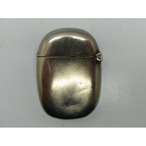 200 - Hallmarked silver vesta case Birmingham assay, 21g. UK P&P Group 1 (£16+VAT for the first lot and £2... 