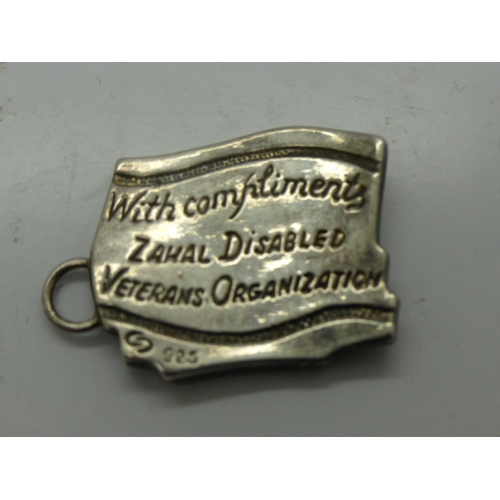 220 - 925 silver pendant to commemorate disabled veterans. UK P&P Group 1 (£16+VAT for the first lot and £... 