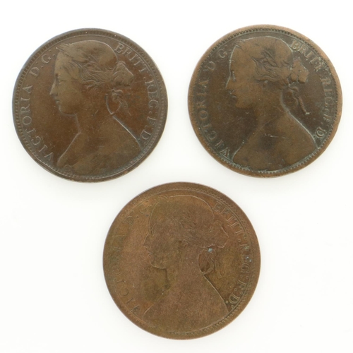 2095 - Three early bronze pennies of Queen Victoria - circulated F+. UK P&P Group 0 (£6+VAT for the first l... 