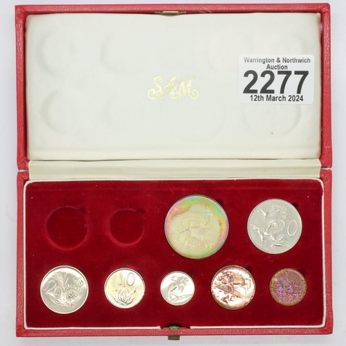 2277 - 1968 proof set of South Africa coins, boxed, lacking the gold examples. UK P&P Group 1 (£16+VAT for ... 