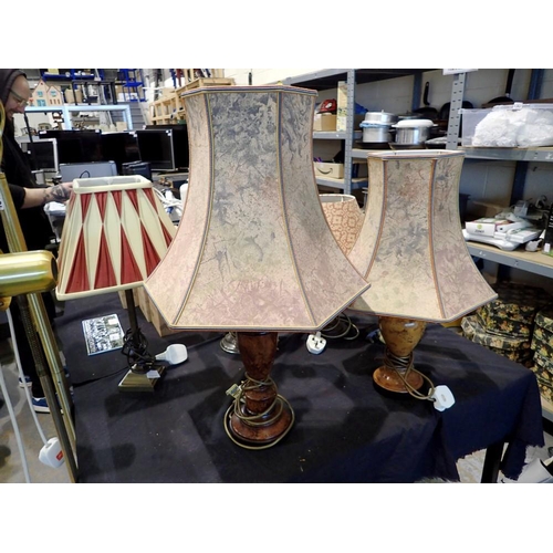 1441 - Mixed table lamps with shades. All electrical items in this lot have been PAT tested for safety and ... 