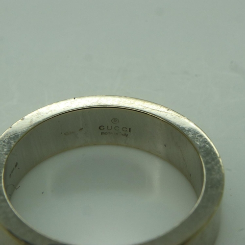 86 - Gucci 18ct white gold stone set ring, boxed, 8.0g. UK P&P Group 1 (£16+VAT for the first lot and £2+... 