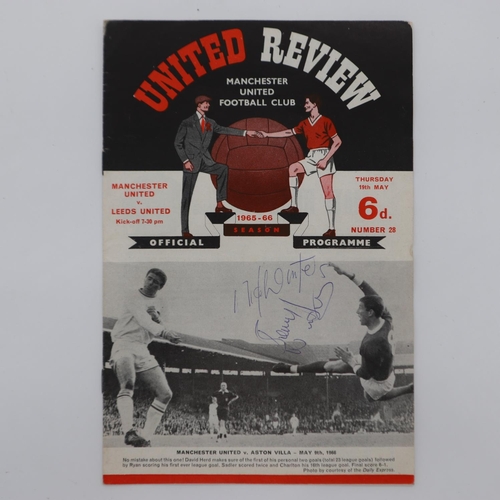 2052D - Mike and Bernie Winters signed Manchester United programme, May 1966. UK P&P Group 1 (£16+VAT for th... 